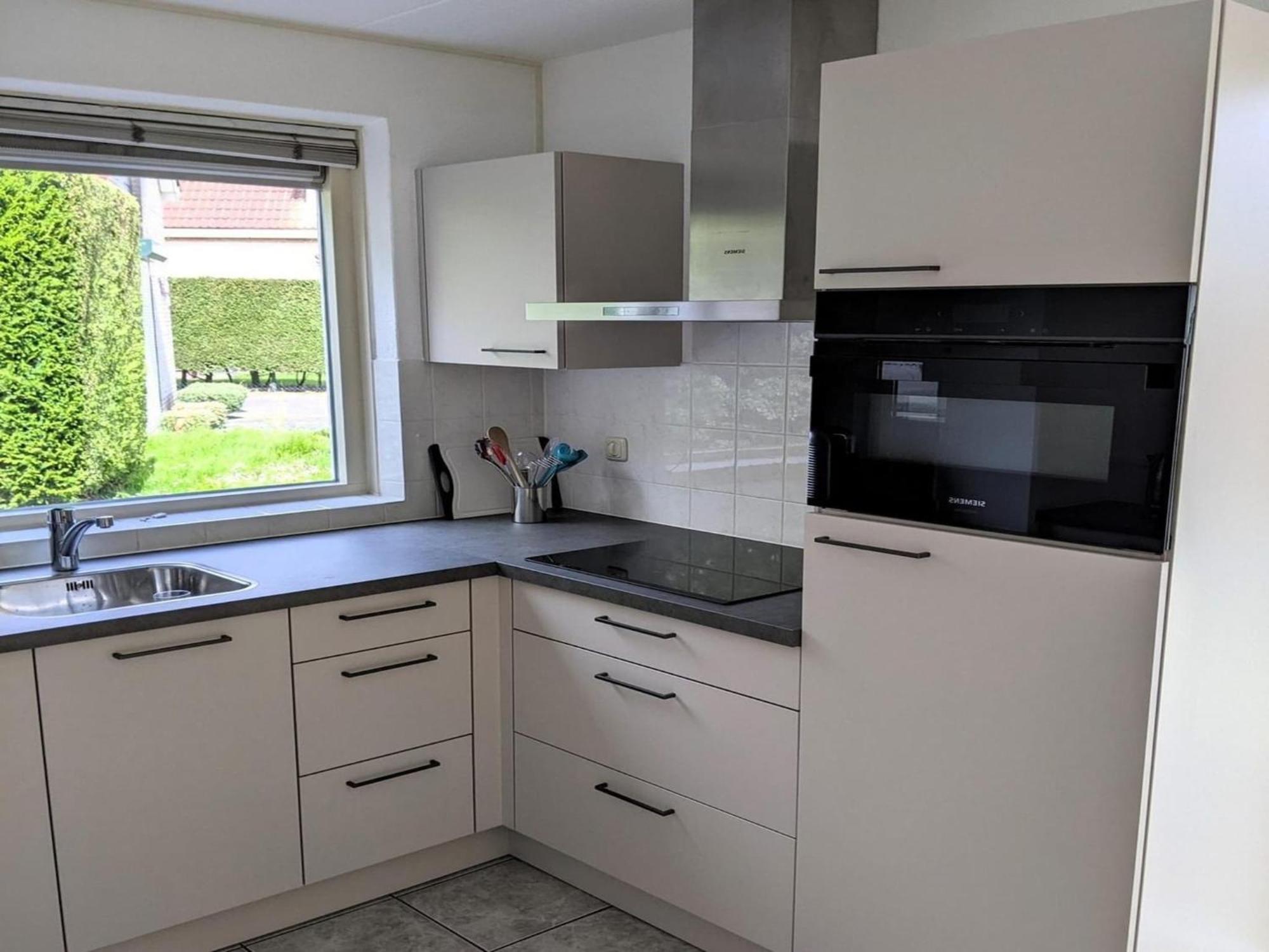 Vakantiehuis Pleasant With Garden *